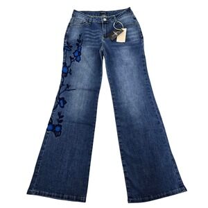 Flamingals Womens Blue Floral Embroidered Flare Jeans Medium Wash Size M NWT